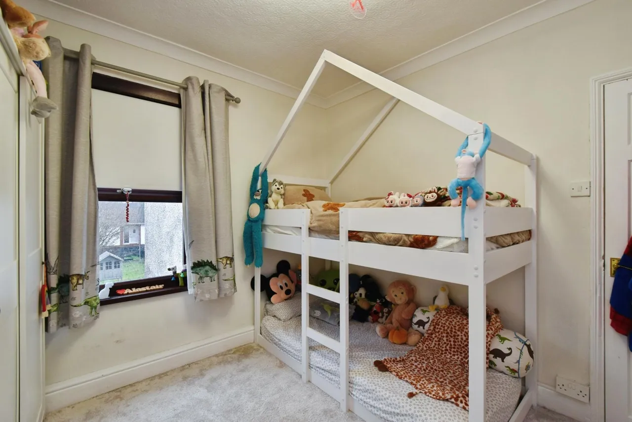 Walter Road, Ammanford, SA18, photo 11