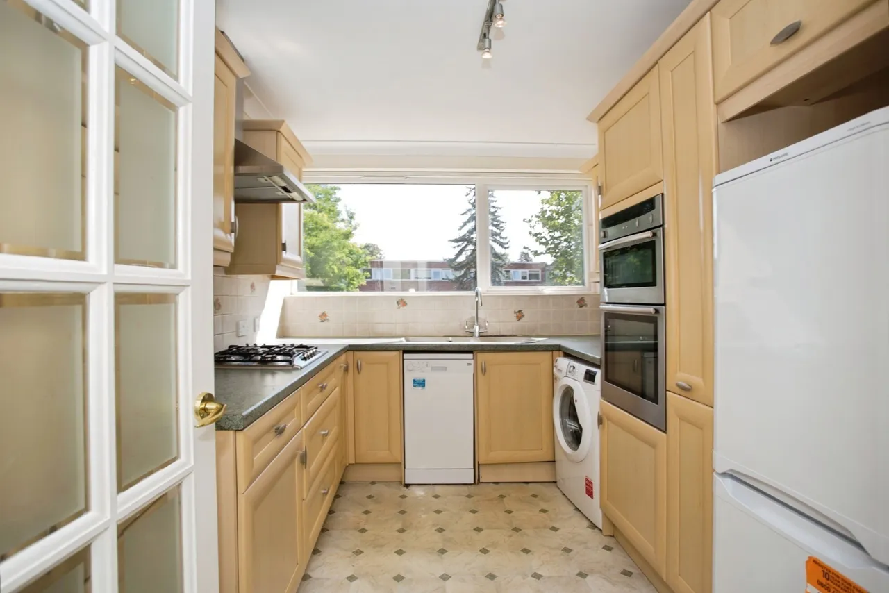 Gilmerton Court, Trumpington, CB2, photo 5