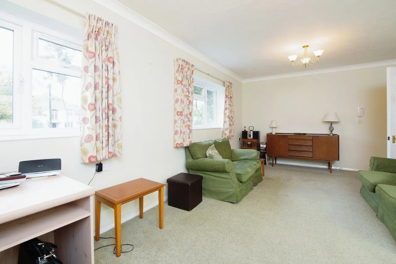 Peregrine Gardens, Croydon, CR0, photo 13