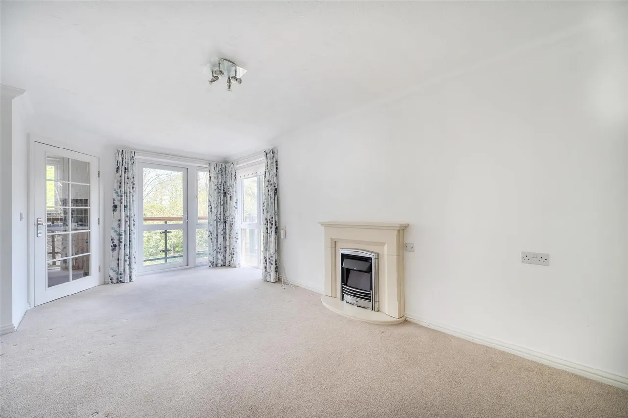 High Street, Rickmansworth, WD3, photo 4