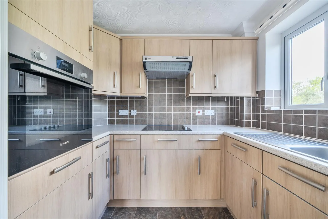 High Street, Rickmansworth, WD3, photo 6