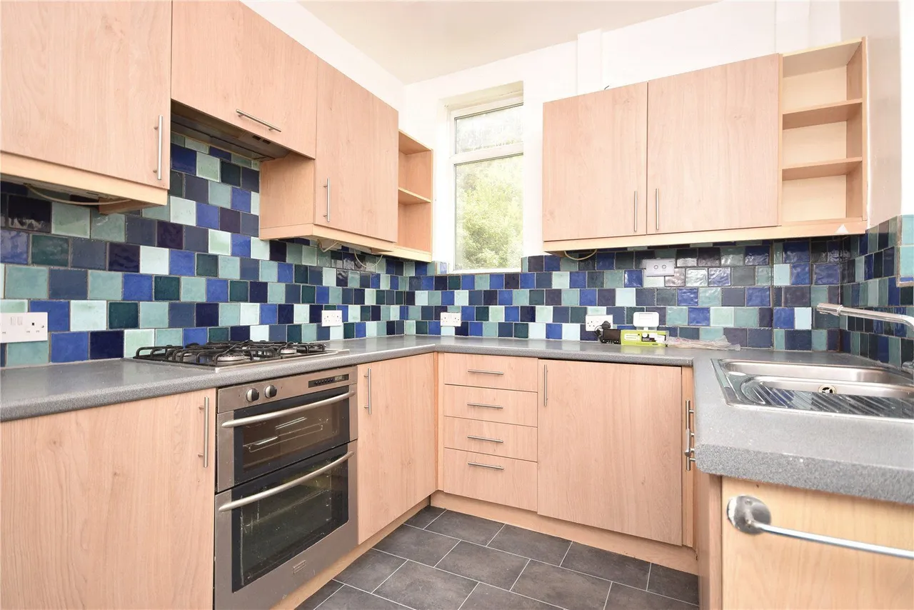 Kings Croft Gardens, Moortown, LS17, photo 5