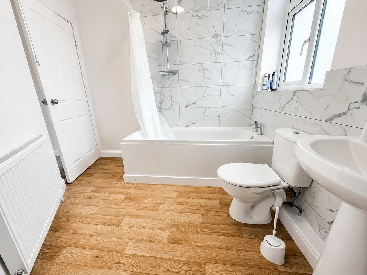 Aberdeen Crescent, Edgeley, SK3, photo 9