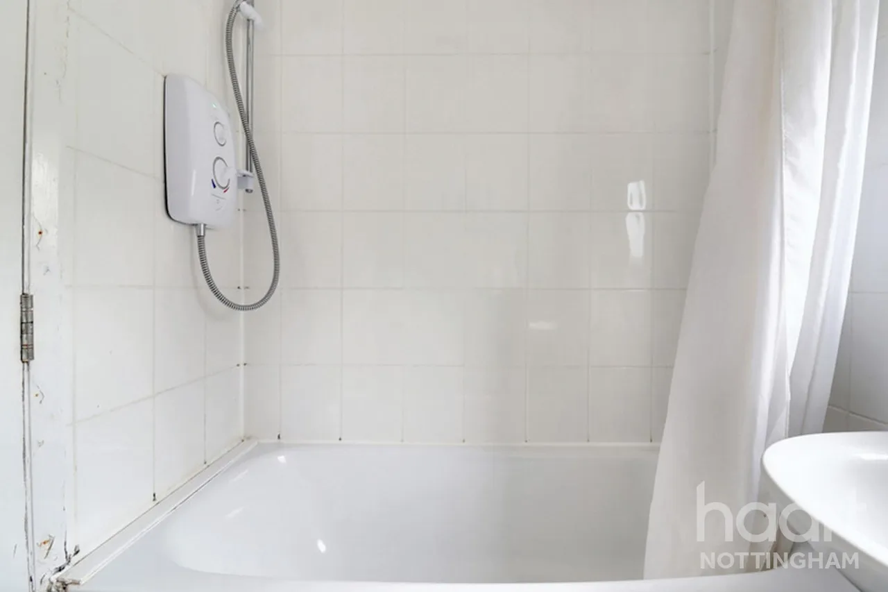 Thyra Grove, Beeston, NG9, photo 7