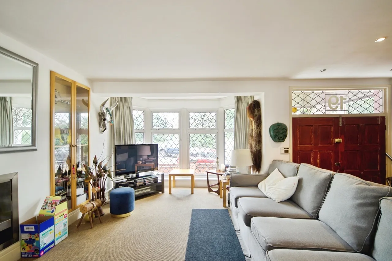 Lake House Road, London, E11, photo 5