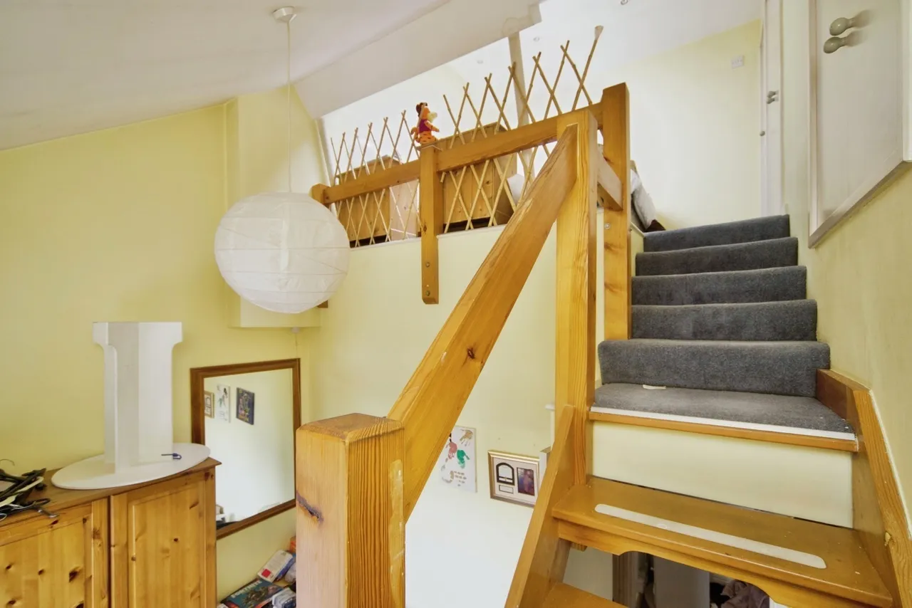 Lake House Road, London, E11, photo 14