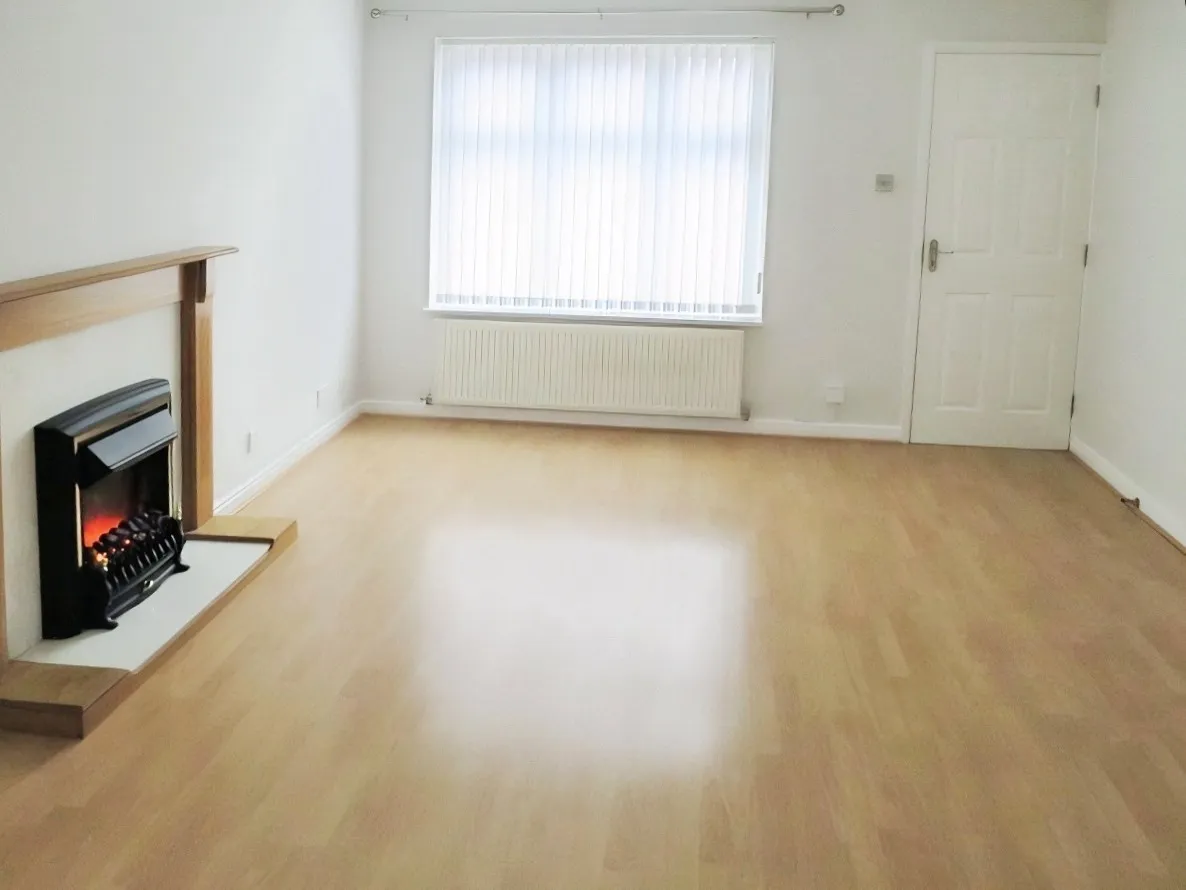 Springfield Road, Morley, LS27, photo 4