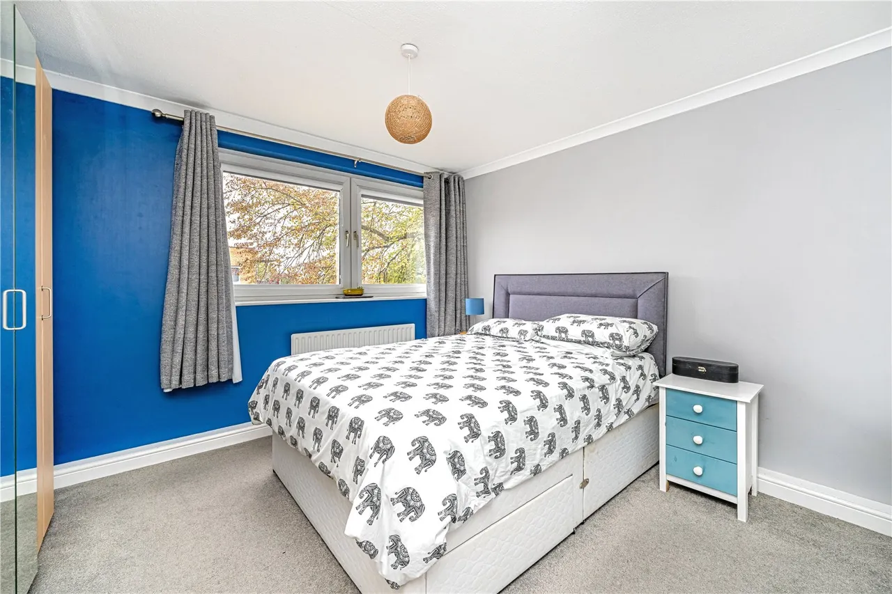Fairlight, Uxbridge Road, Hampton, TW12 1SN, photo 6