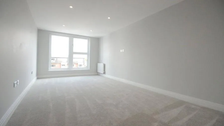 Kings Road, Fleet, GU51, photo 7