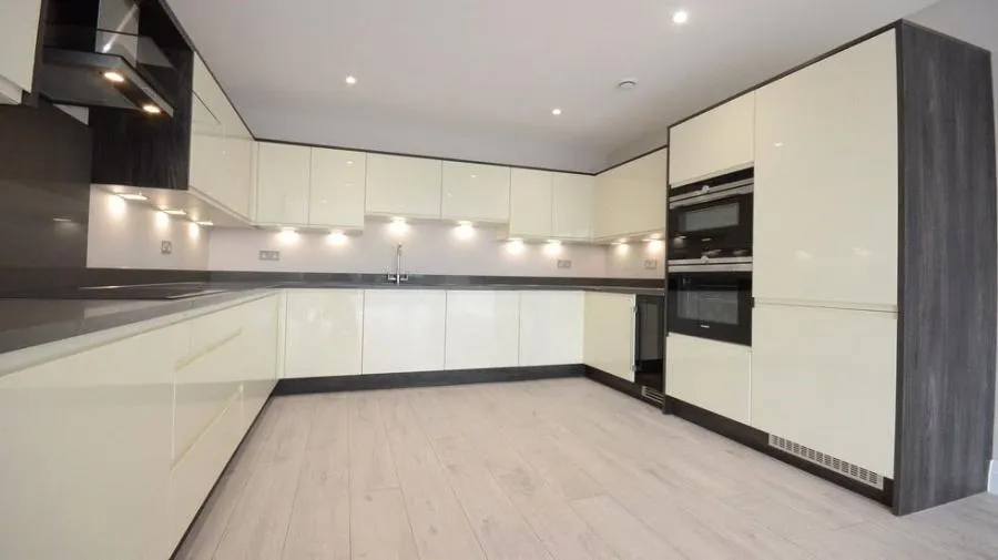 Kings Road, Fleet, GU51, photo 5