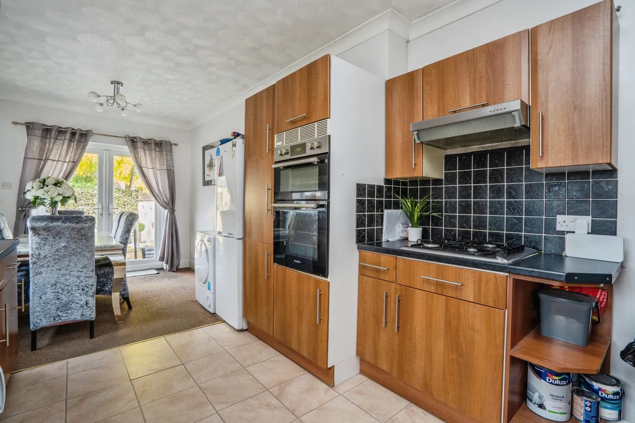 Highbury Grove, Cosham, PO6, photo 9