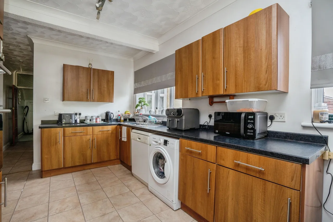Highbury Grove, Cosham, PO6, photo 11