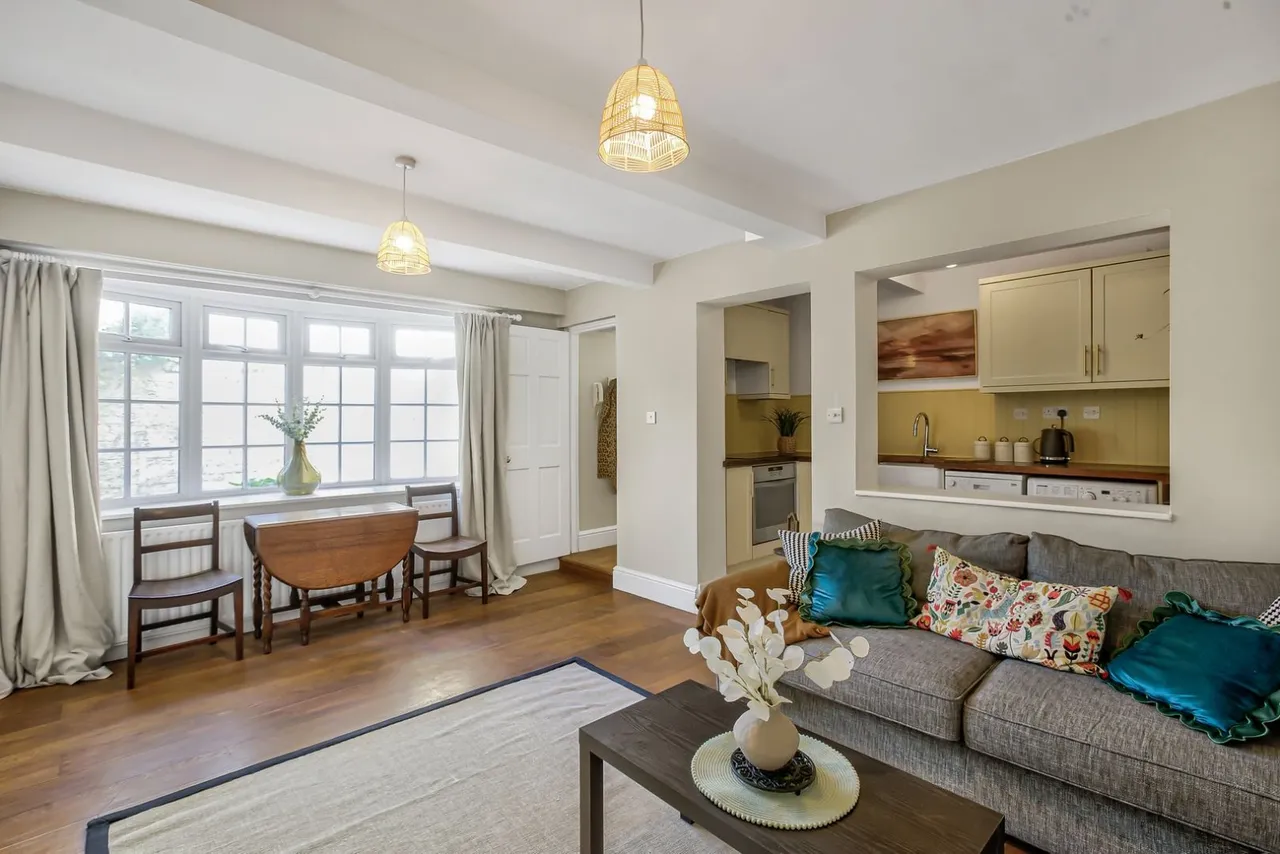 1 bed flat for sale — Wilna Road, Earlsfield, London, SW18