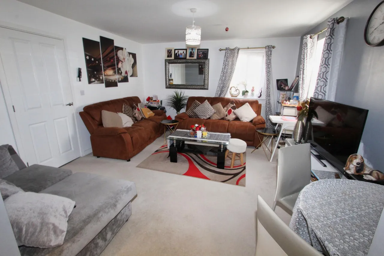 Holdenby Drive, Corby, NN17, photo 7