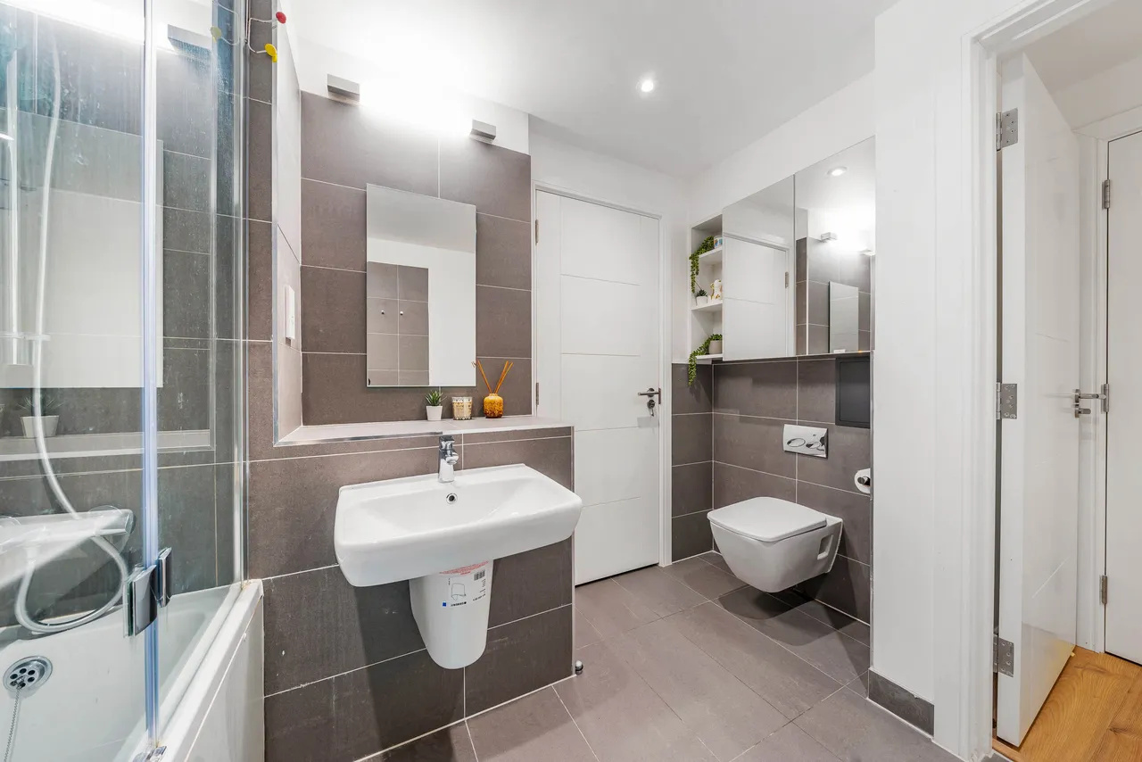 Flat 1, 4 Oxford Road, LONDON, photo 4