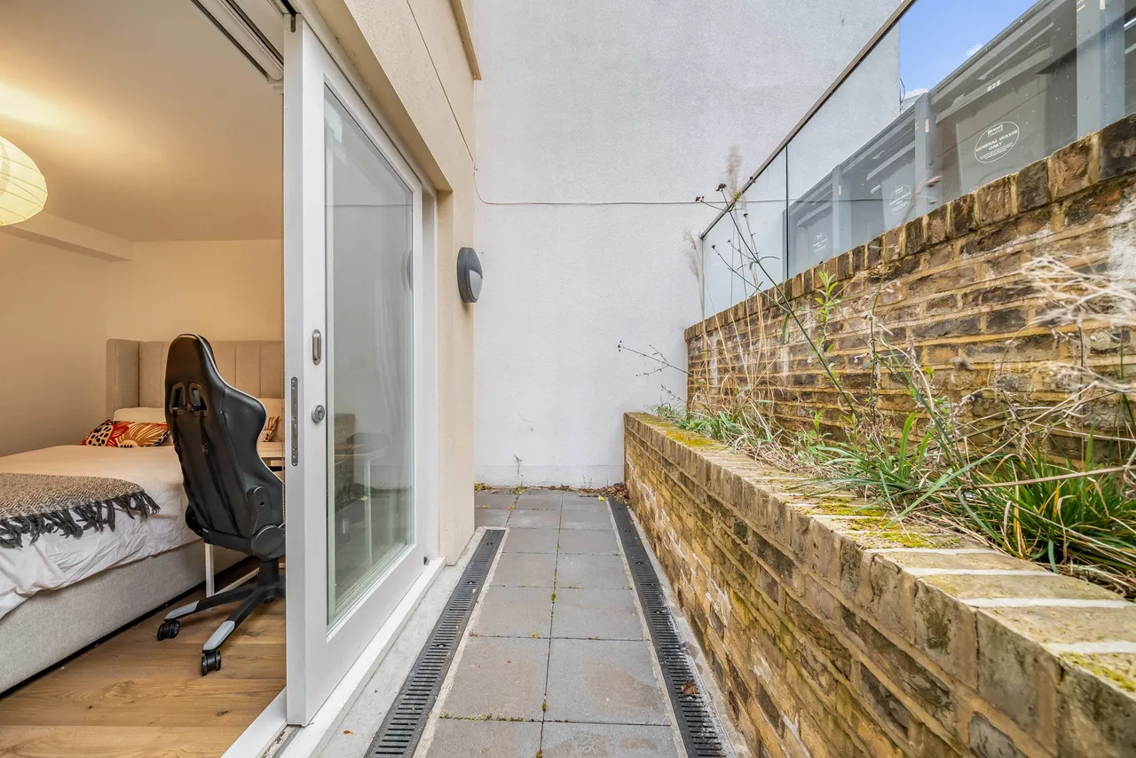 Flat 1, 4 Oxford Road, LONDON, photo 11