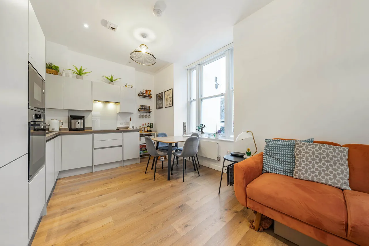 Flat 1, 4 Oxford Road, LONDON, photo 10
