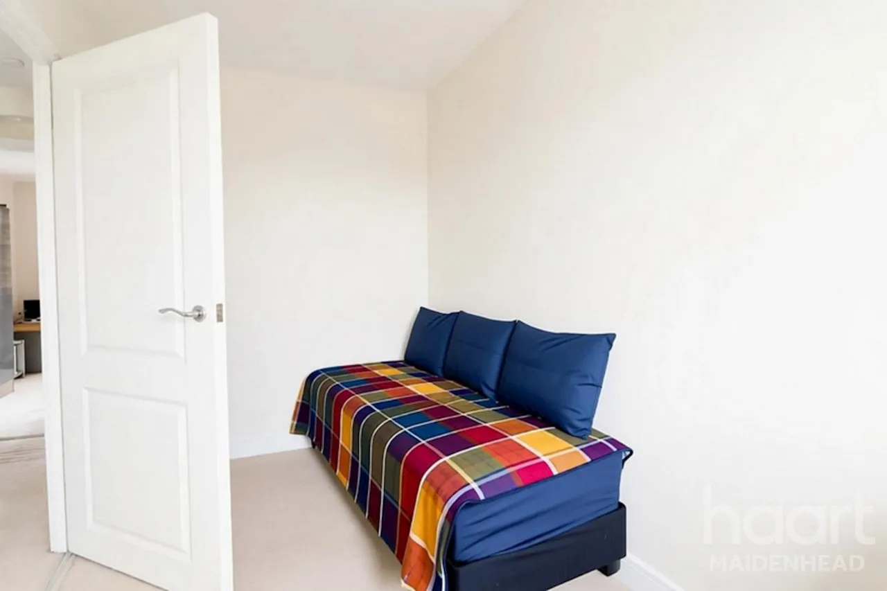 Quintin Close, Maidenhead, SL6, photo 10