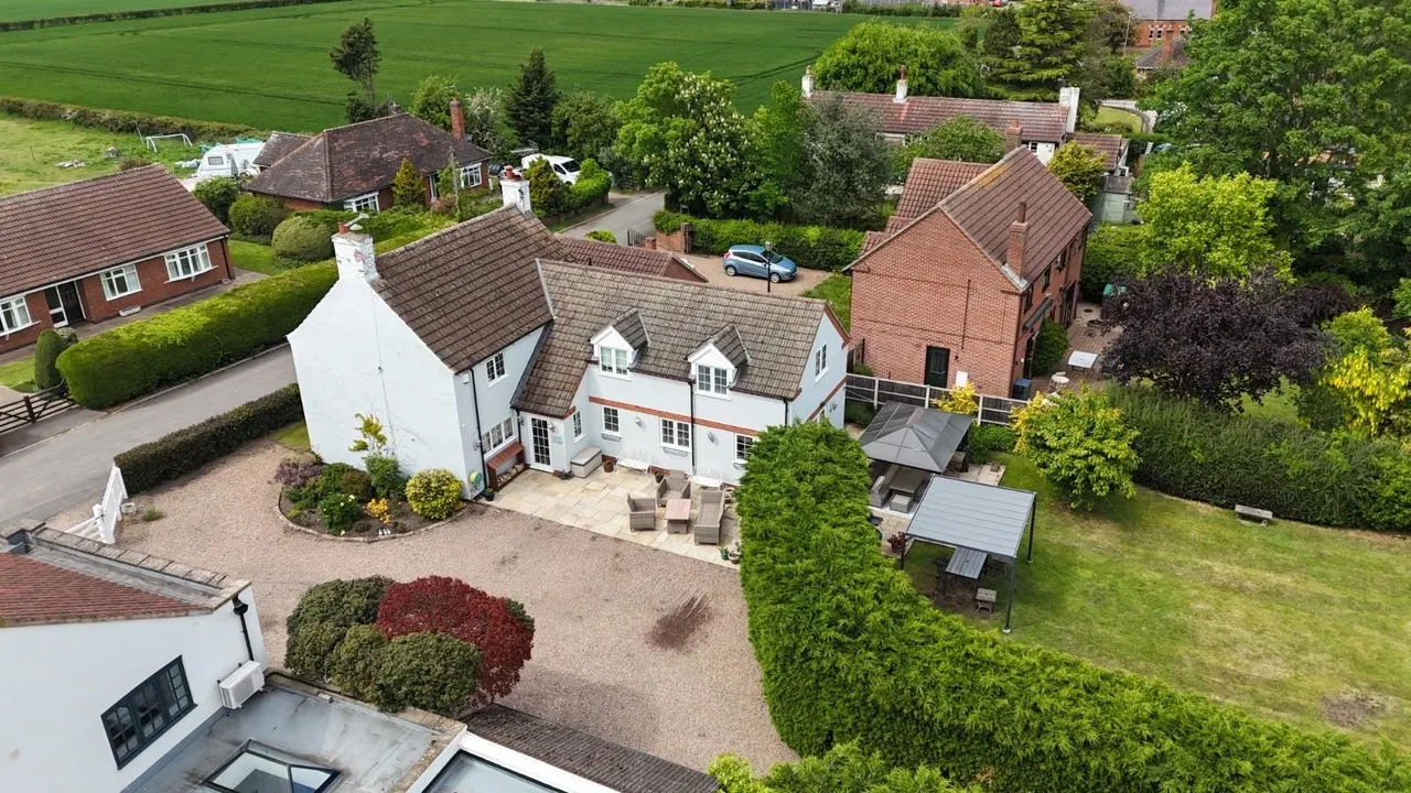 Main Street, North Muskham, NG23, photo 2