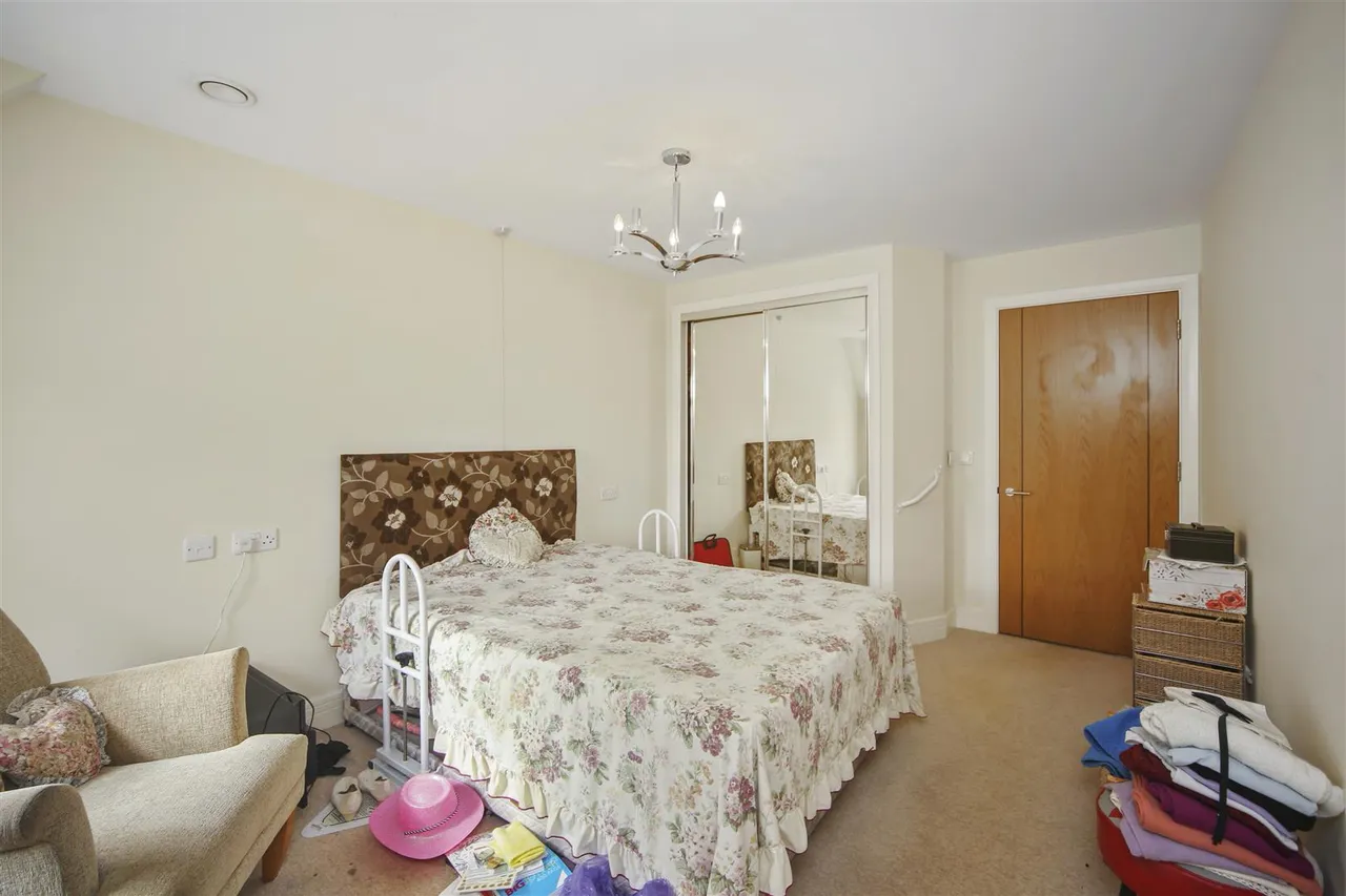 Hanbury Road, Droitwich, WR9, photo 6