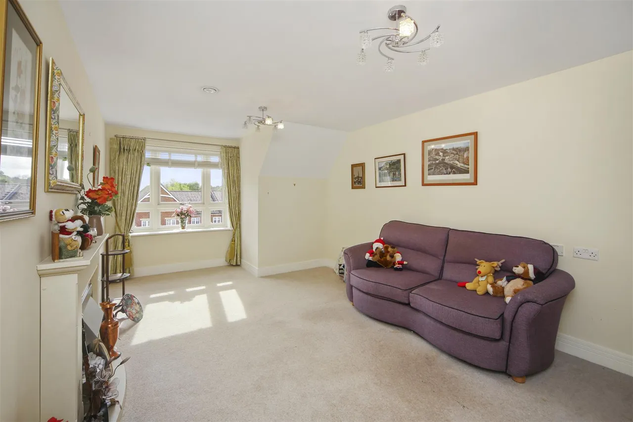 Hanbury Road, Droitwich, WR9, photo 2