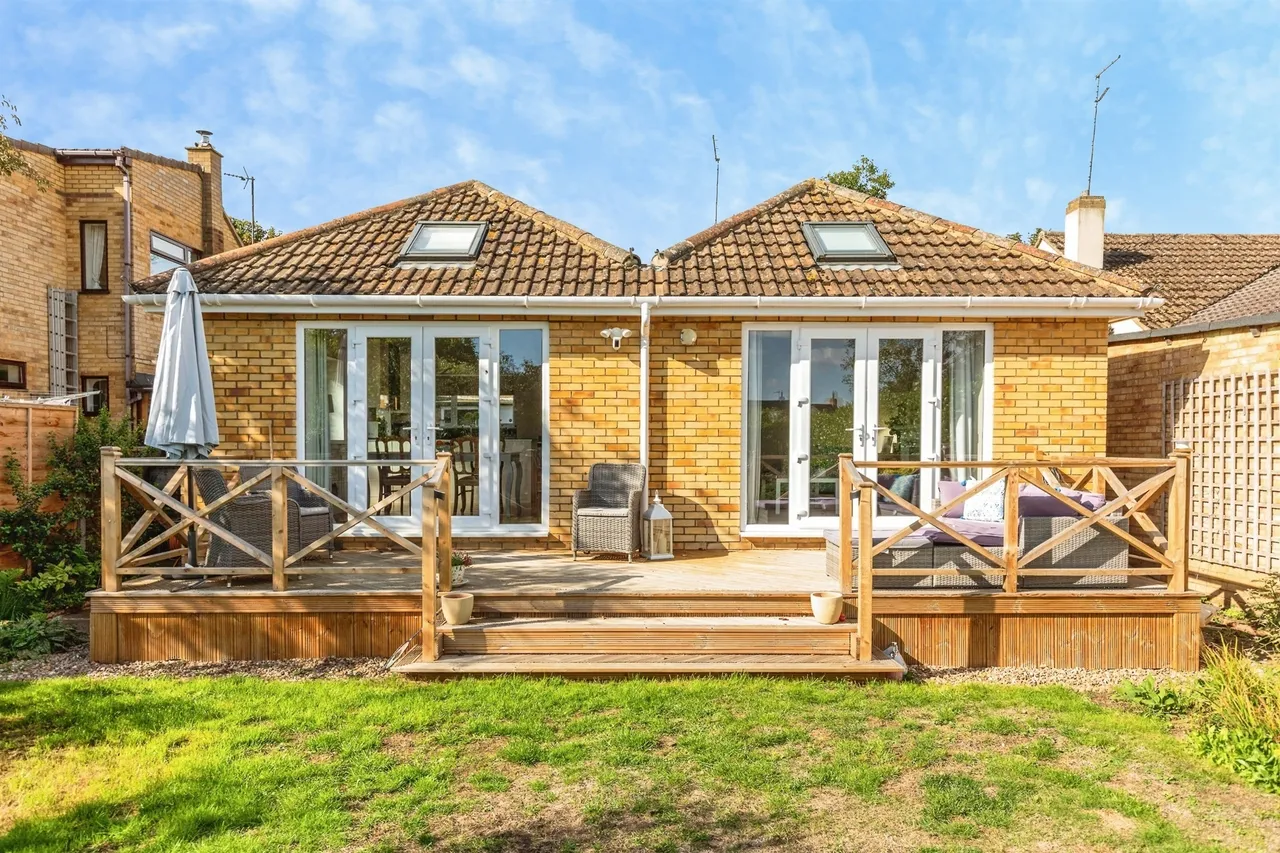 Earls Barton Road, Mears Ashby, NN6, photo 21