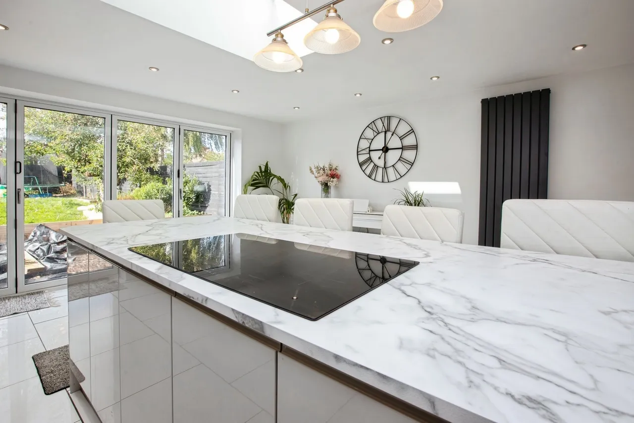 Sutton Road, Kirkby-in-Ashfield, NG17, photo 6