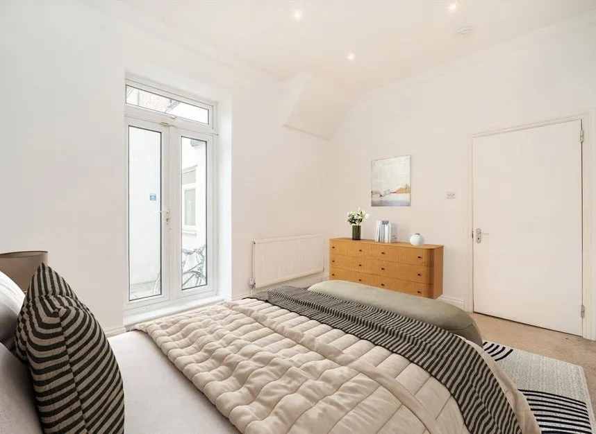 Hopton Road, Streatham, SW16, photo 9