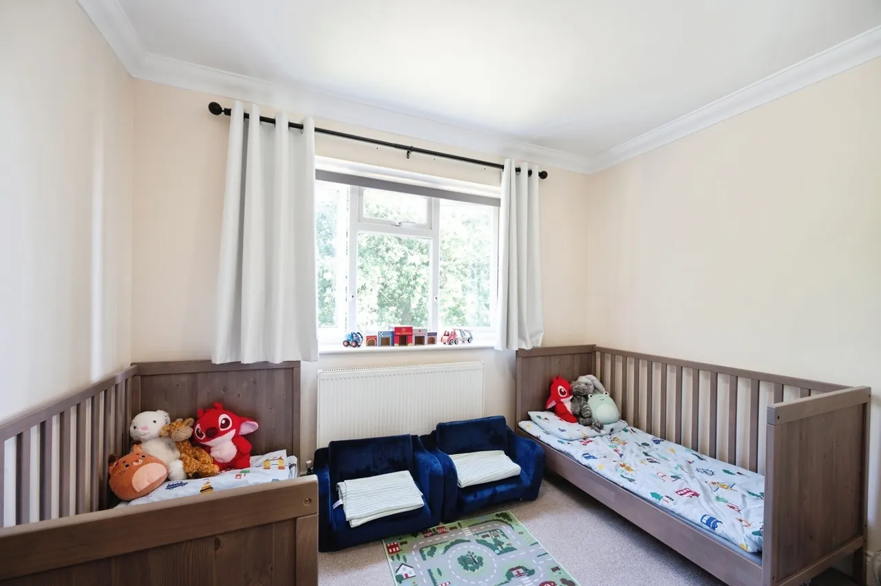 Burwood Grove, Hayling Island, PO11, photo 10