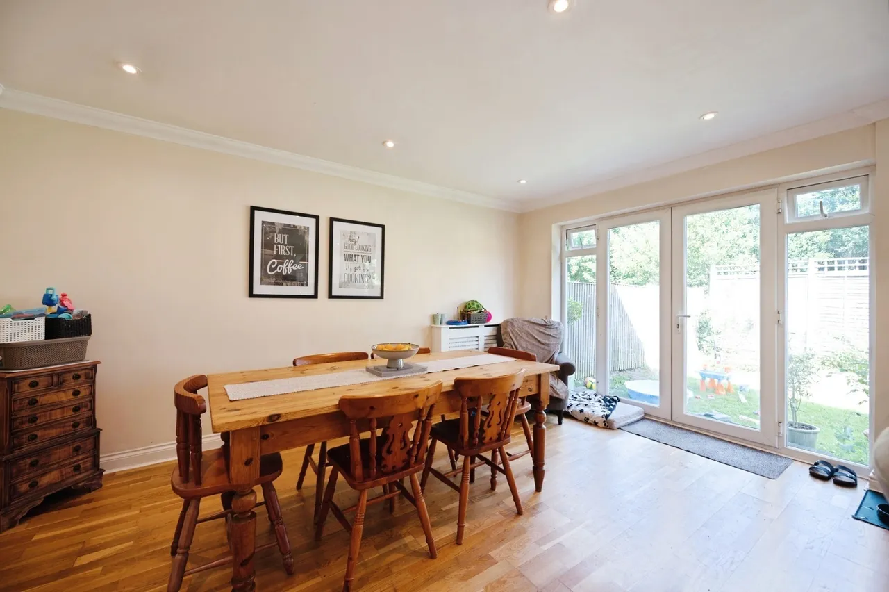Burwood Grove, Hayling Island, PO11, photo 7