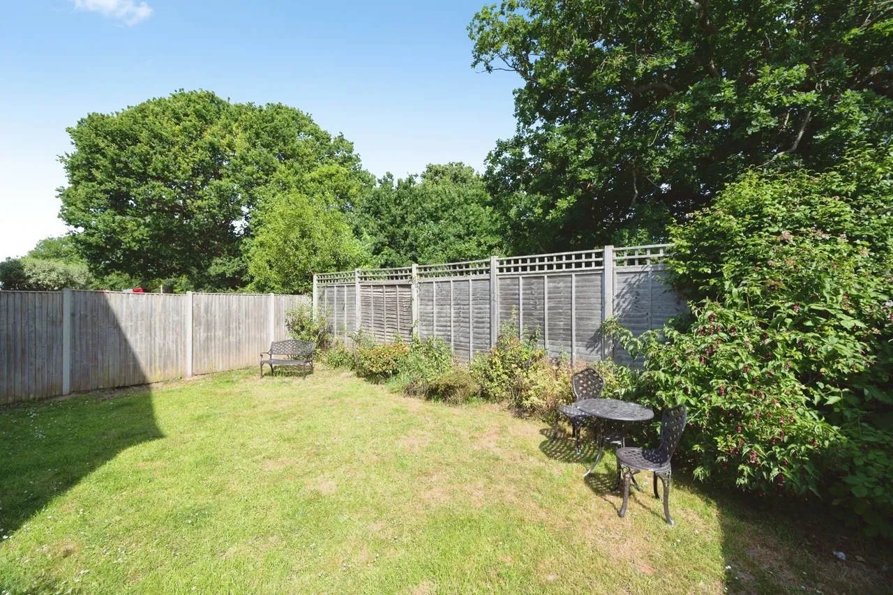 Burwood Grove, Hayling Island, PO11, photo 17