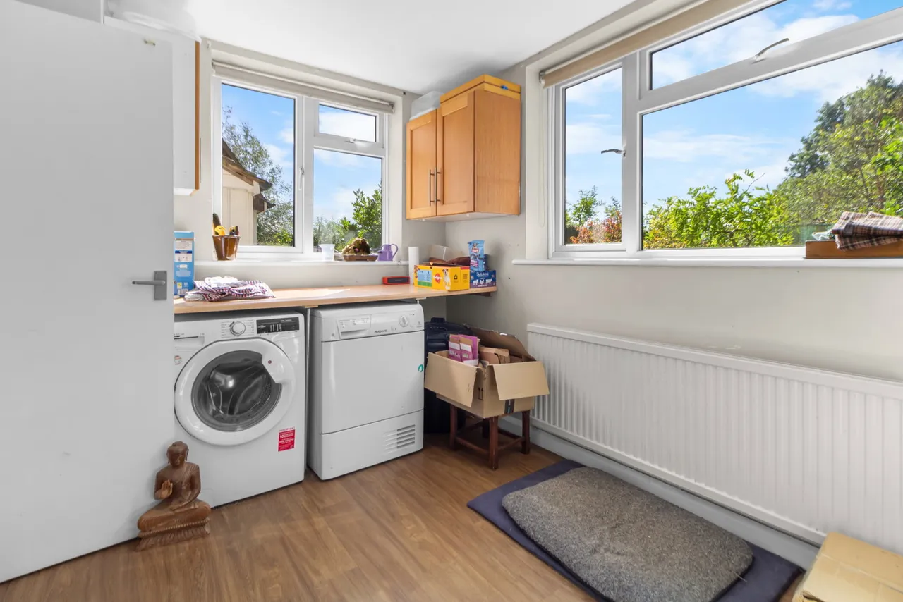 Hilders Lane, Edenbridge, TN8, photo 18