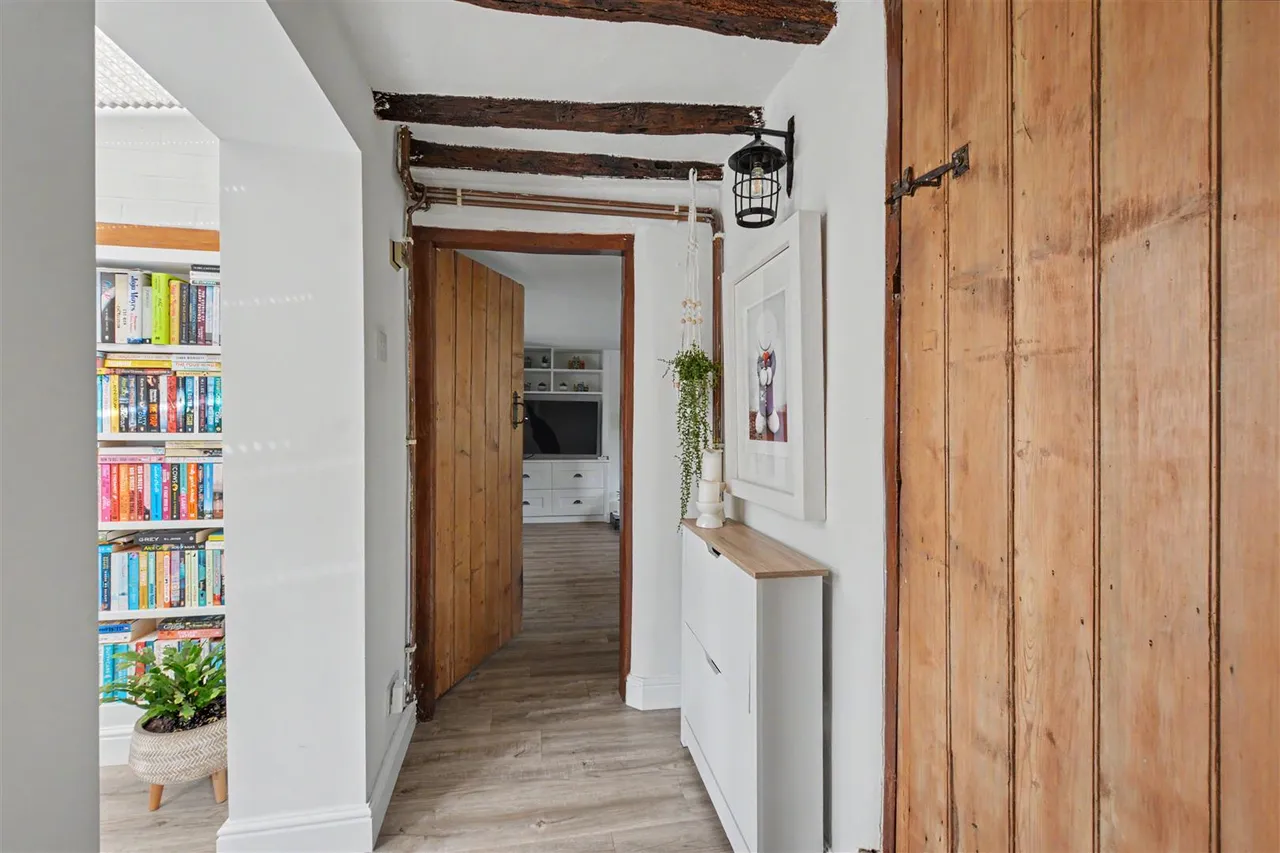 Church Lane, Cossall, NG16, photo 5