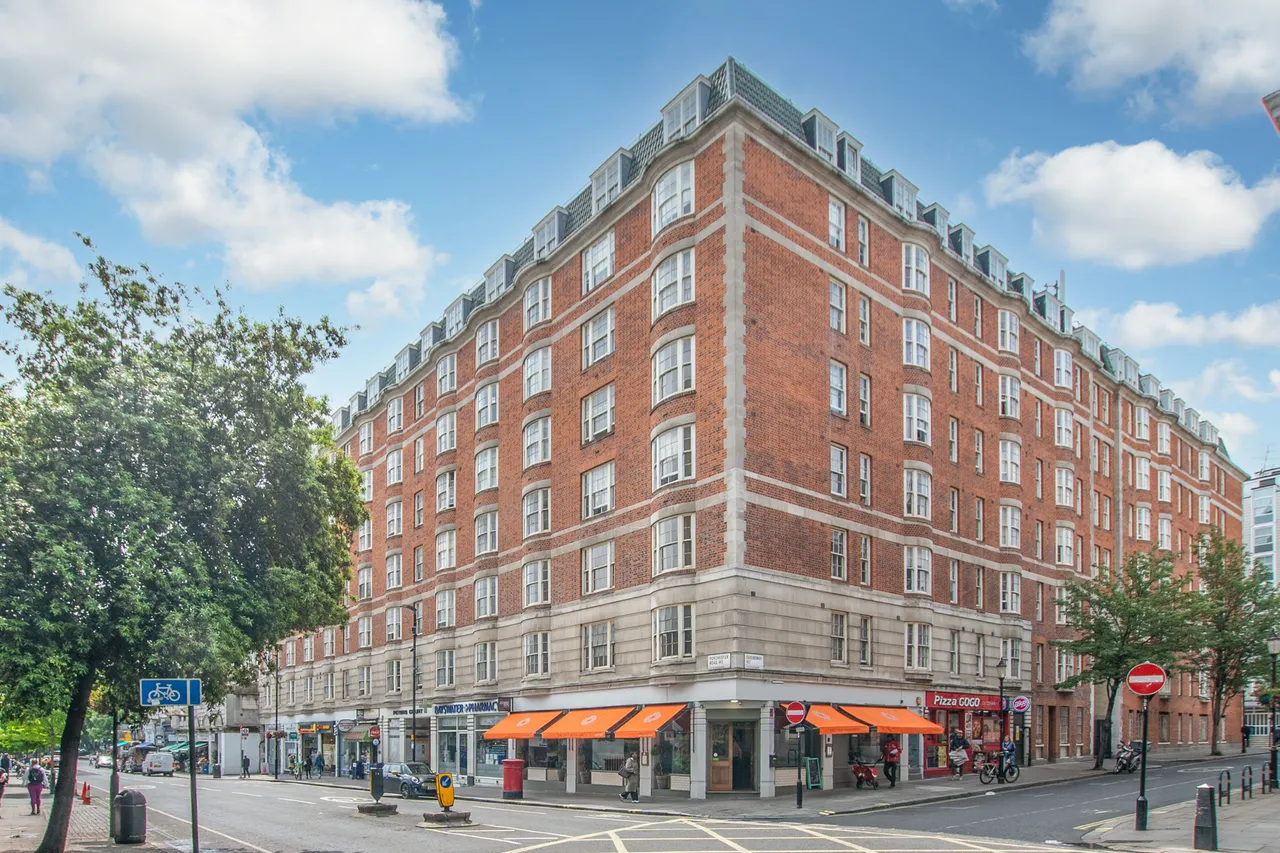 93 Peters Court, Porchester Road, London, photo 9