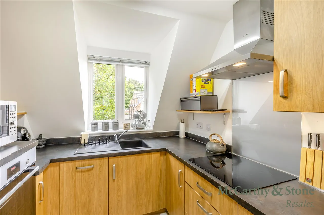 Norden Road, Rochdale, OL11, photo 4