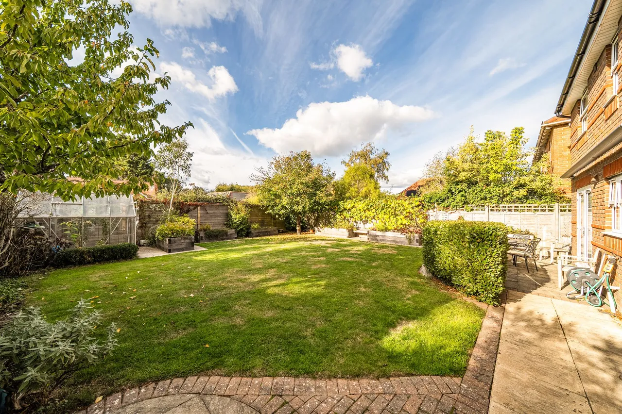 Cranham Avenue, Billingshurst, RH14, photo 4