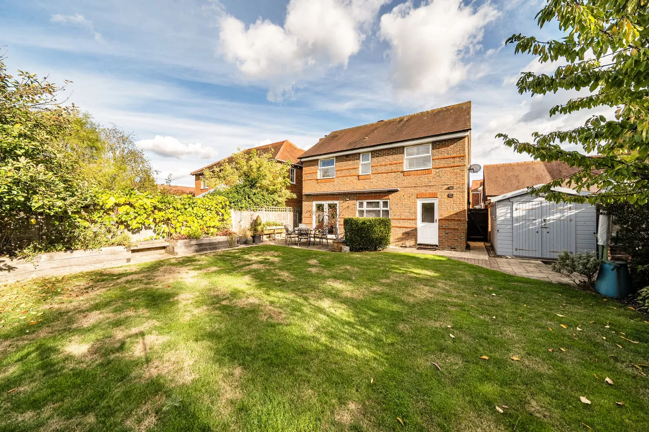 Cranham Avenue, Billingshurst, RH14, photo 19