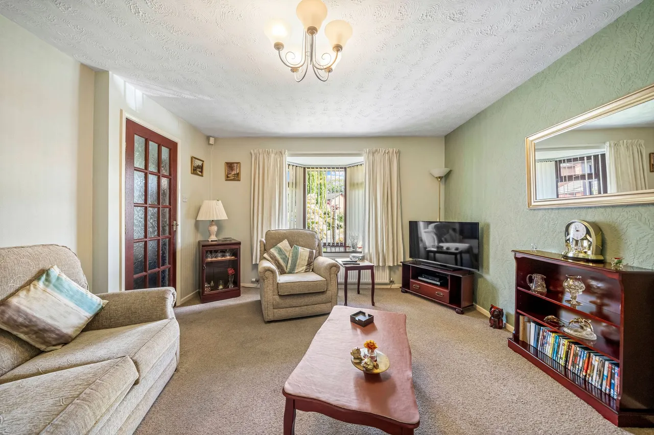 Holdenbrook Close, Leigh, Leigh, WN7 2HL, photo 2