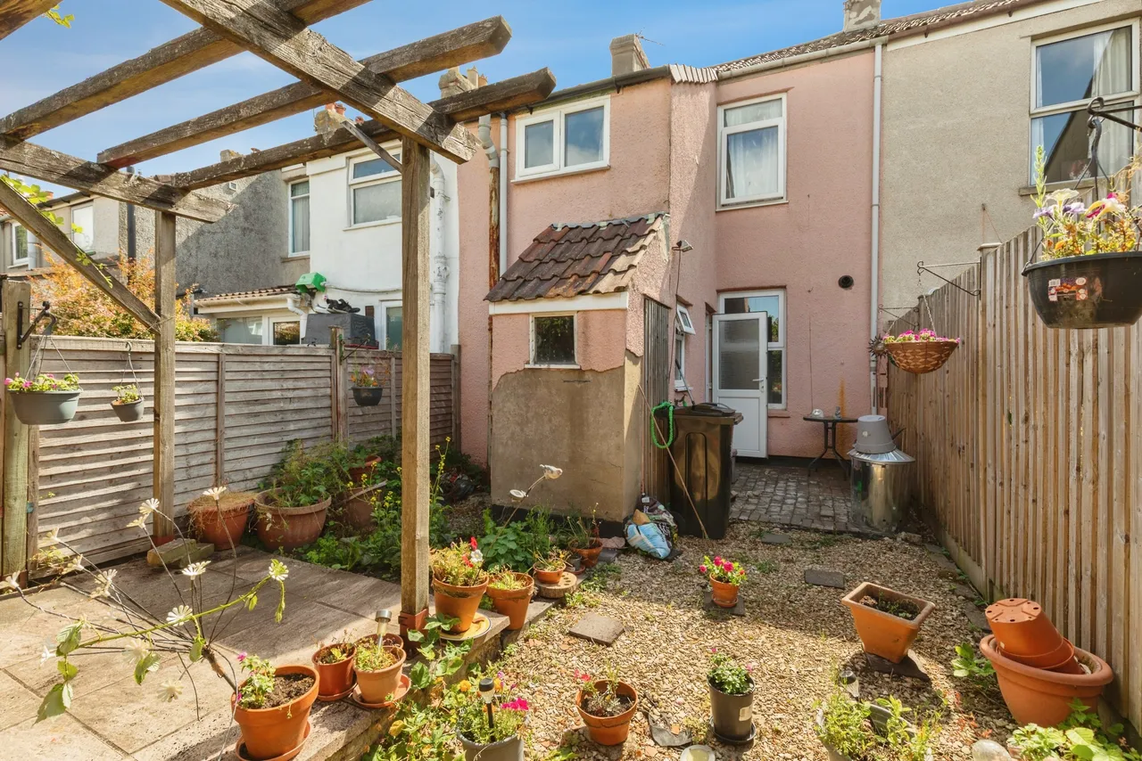 Bradley Crescent, Bristol, BS11, photo 16