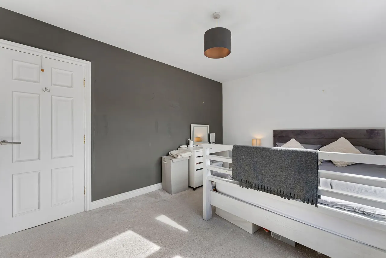 Court Lakeside Road, Lymm, photo 24