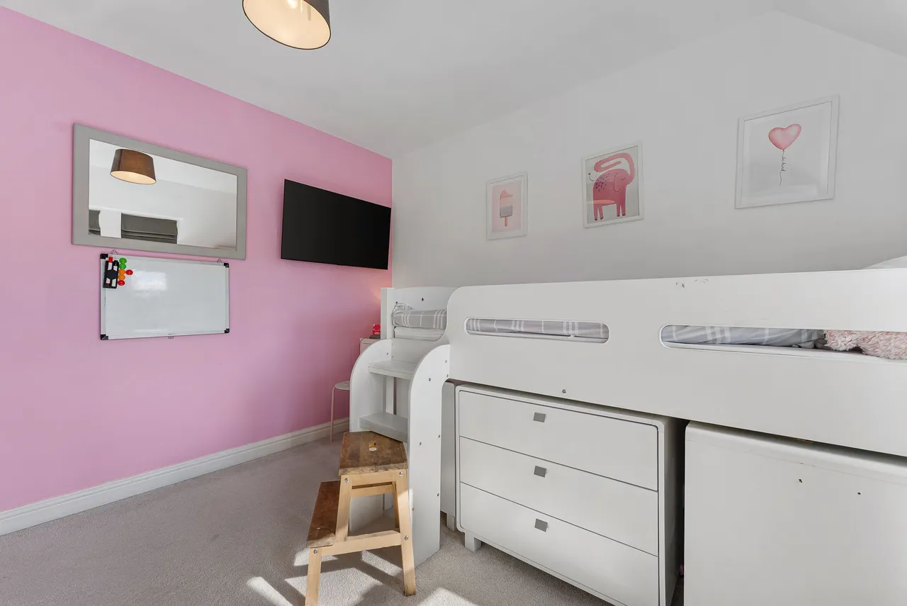 Court Lakeside Road, Lymm, photo 31