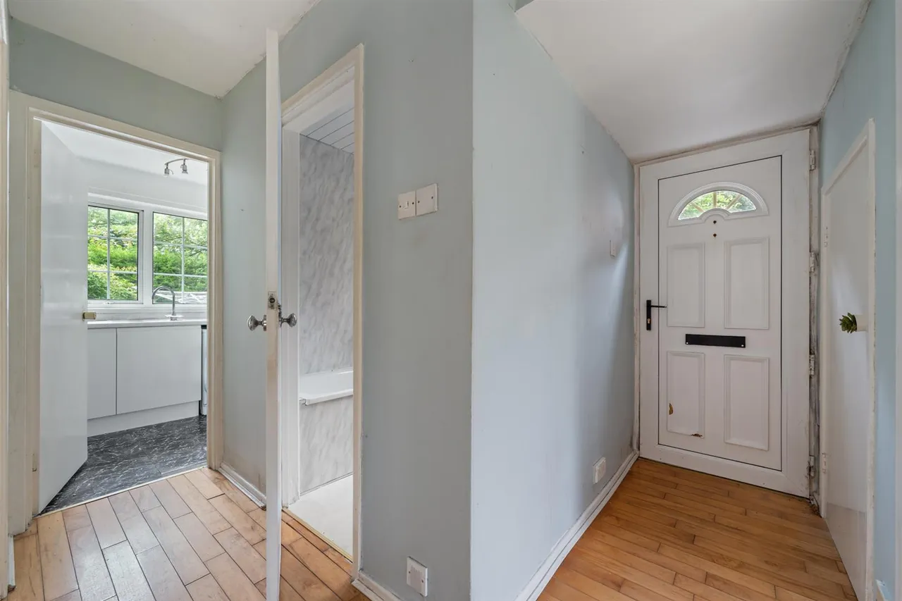 Strathearn Court, Holywood, BT18, photo 3