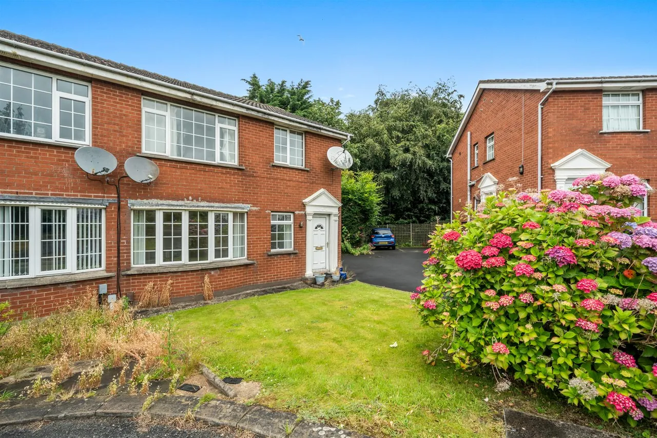 Strathearn Court, Holywood, BT18, photo 15