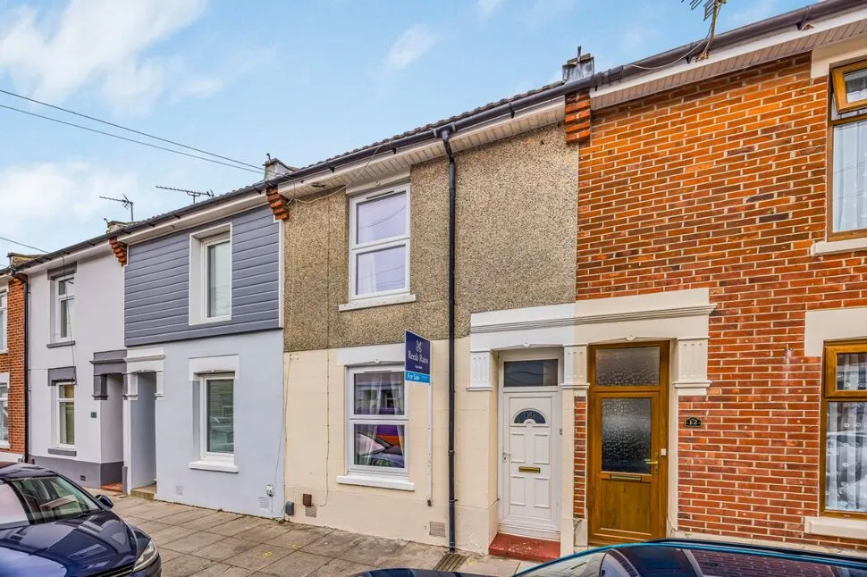 2 bed house for sale — Middlesex Road, Southsea, Hampshire, PO4