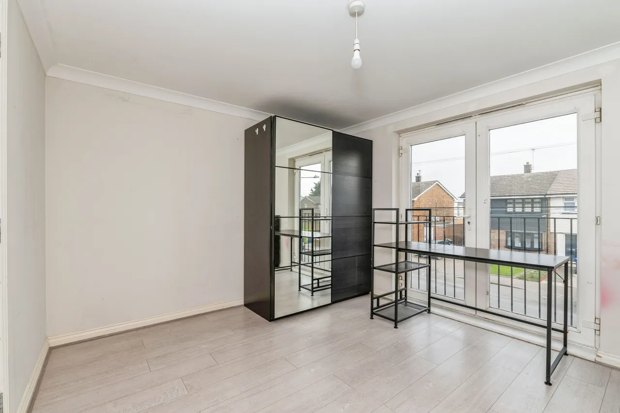 Dunlop Road, Tilbury, RM18, photo 8