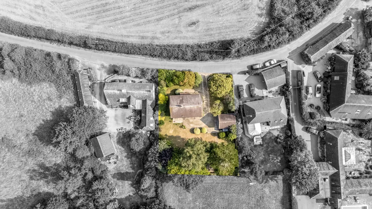 4 bed property for sale, Old London Road, Pulborough, RH20