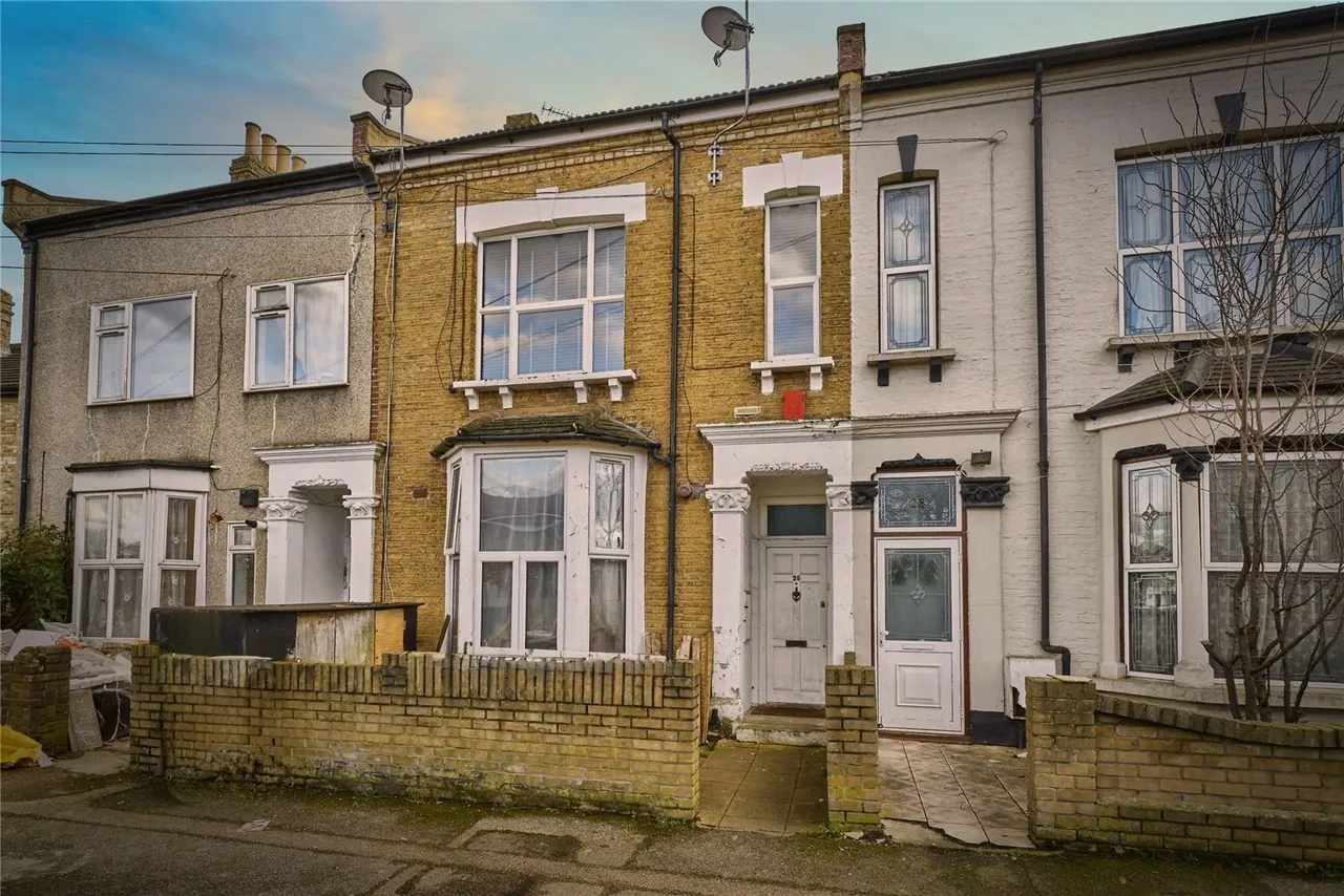 Howards Road, London, E13, photo 2
