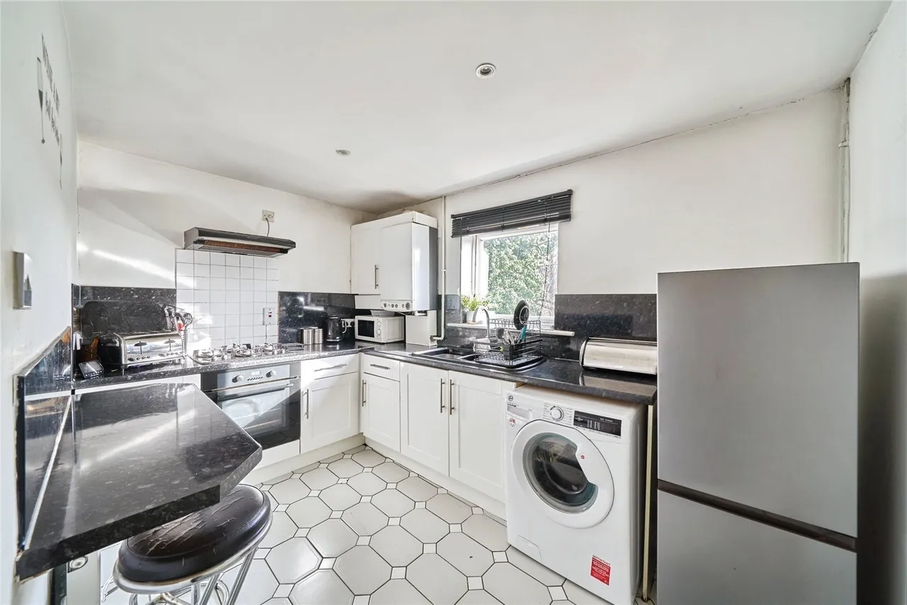 Howards Road, London, E13, photo 11