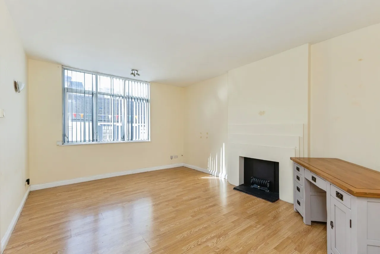 Winner Street, Paignton, TQ3, photo 3