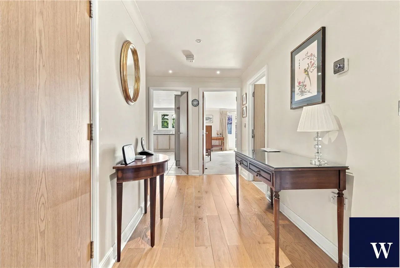 Hendon Lane, Finchley, N3, photo 3